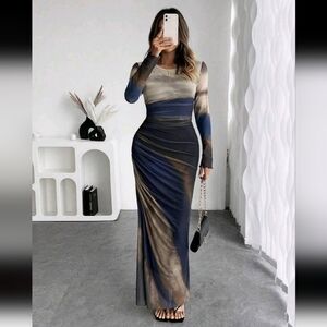 Women's Pleated Printed Round Neck Long Sleeve Dress